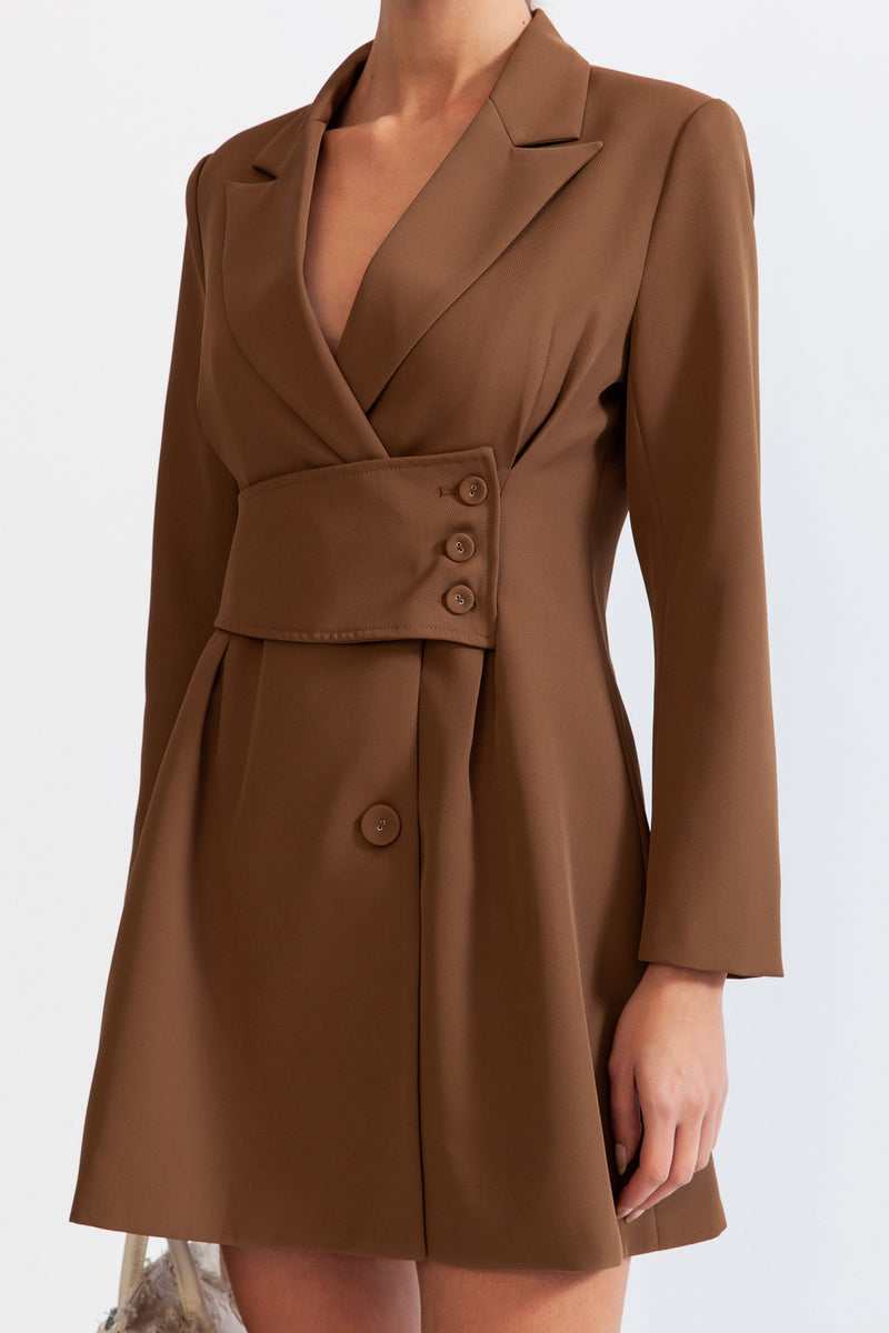 Blazer Type Dress with Highlighted Waist - Brown