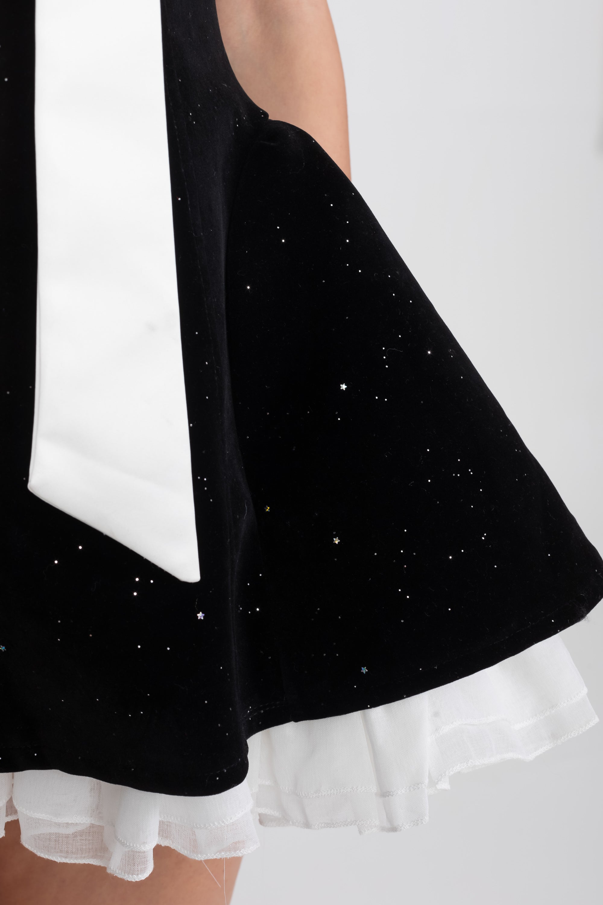 Strapless Velvet Mini Dress With Satin Bow And Ruffle Hem - Black