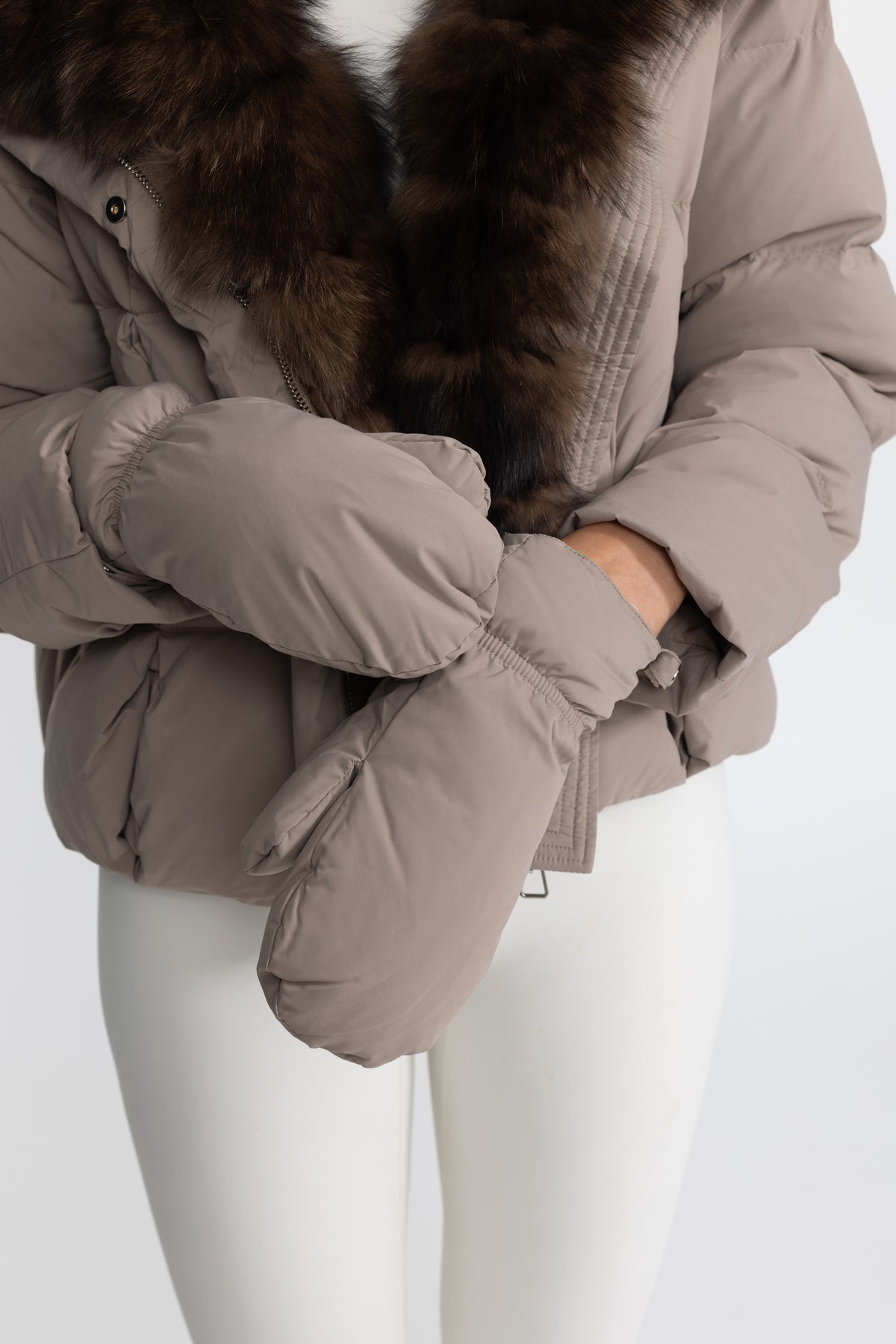 Fox Fur Collar Cropped Down Puffer Jacket - Taupe