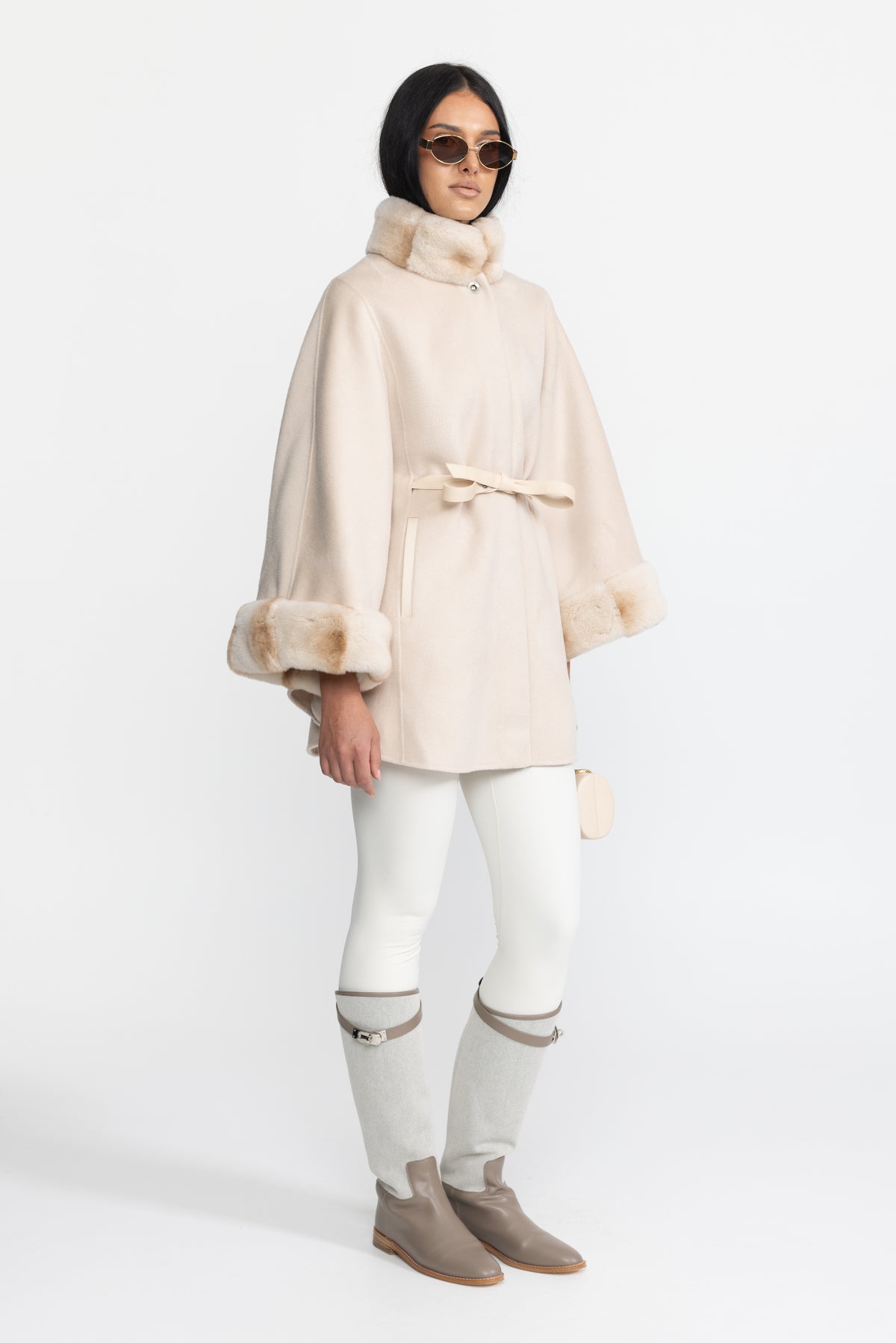 Belted Wool&Cashmere Cape Coat with Chinchilla Rex Fur Collar and Cuffs - Ivoire