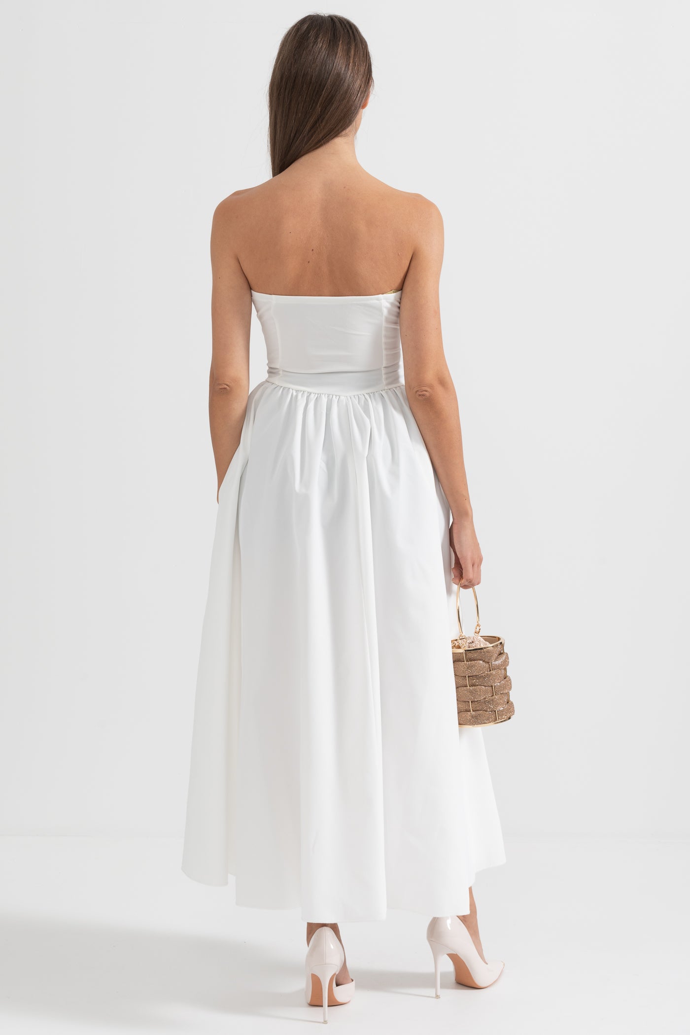 Sophisticated Strapless Midi Dress with Fitted Bodice - White