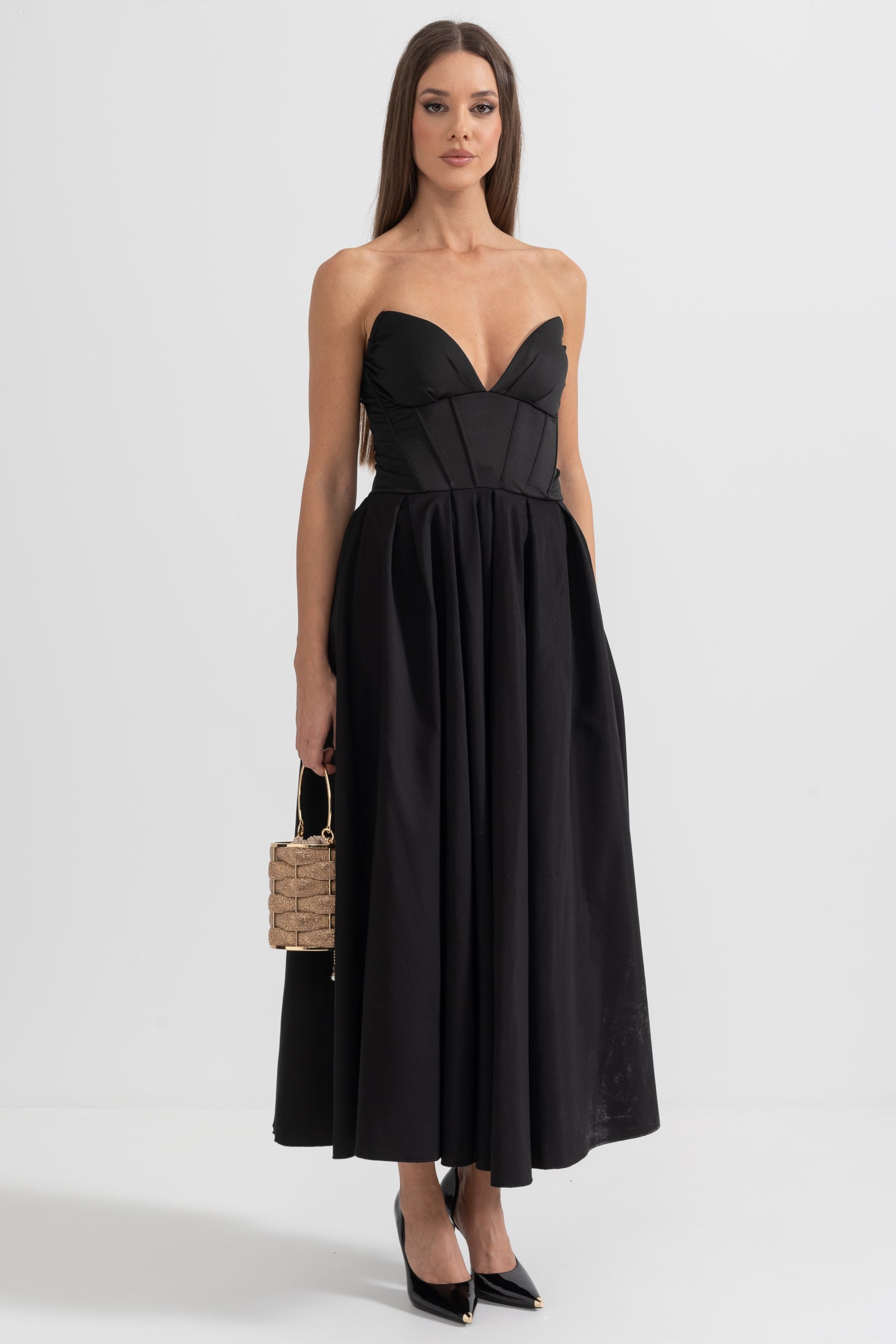 Sophisticated Strapless Midi Dress with Fitted Bodice - Black