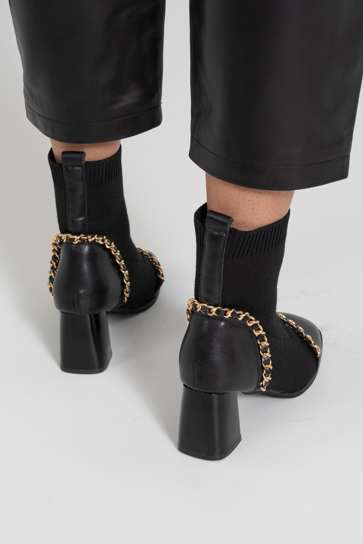 Elegant Ankle Boots - Black