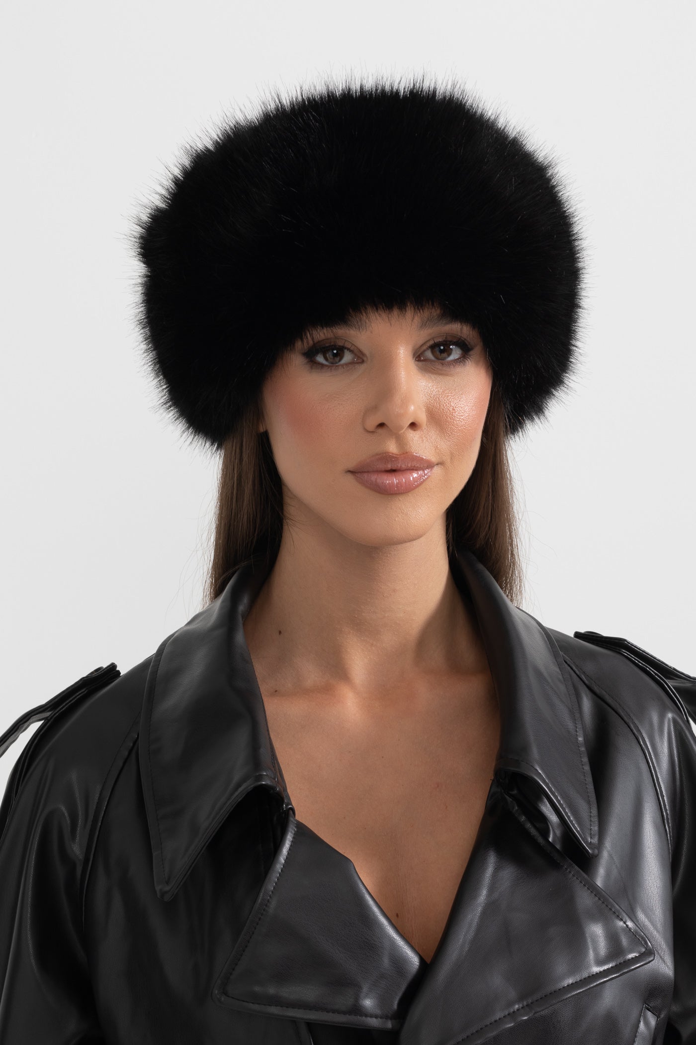 Furry Hat With Wide Brim - Black