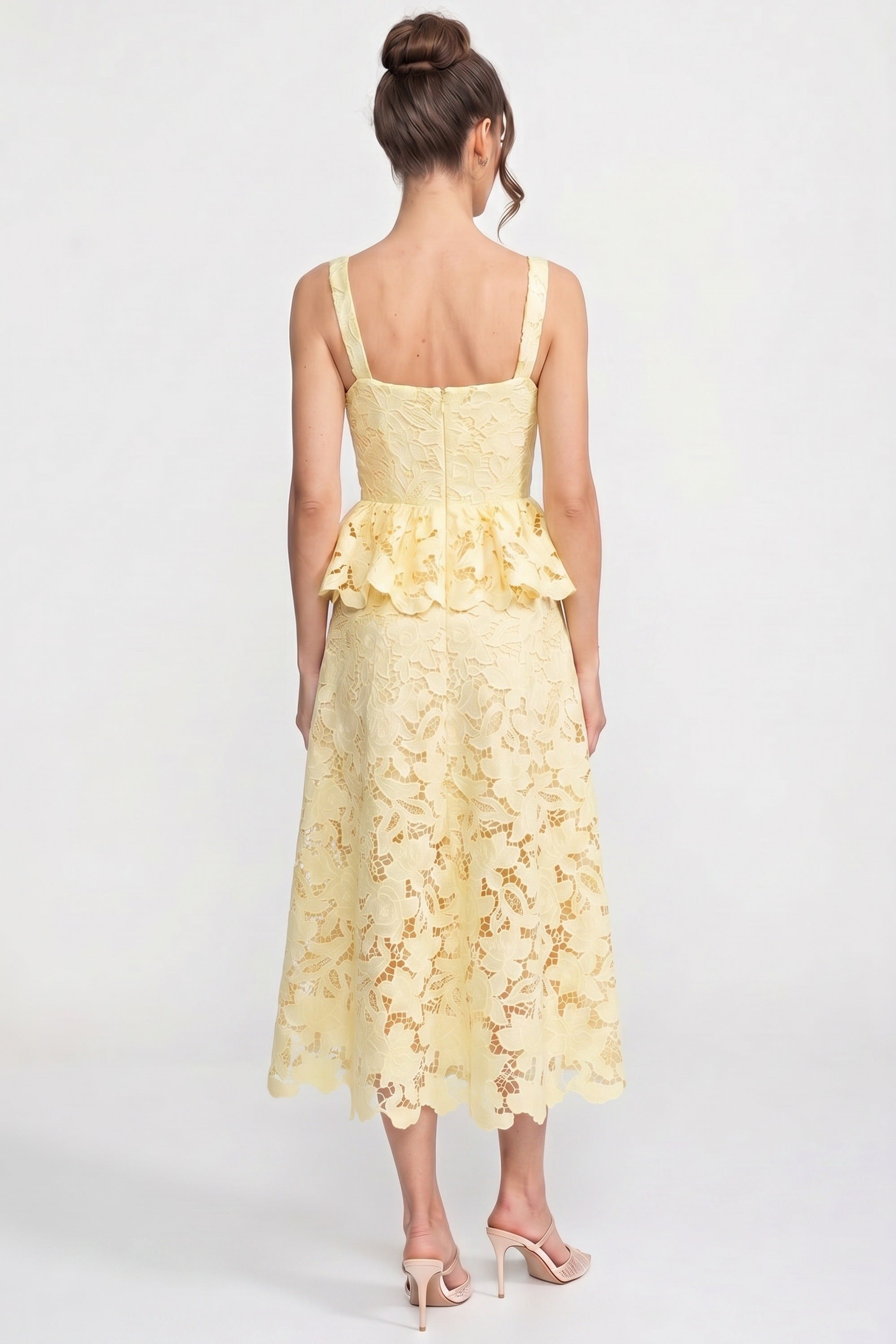 Sleeveless Lace Peplum Dress With Midi Skirt And Golden Buttons - Yellow