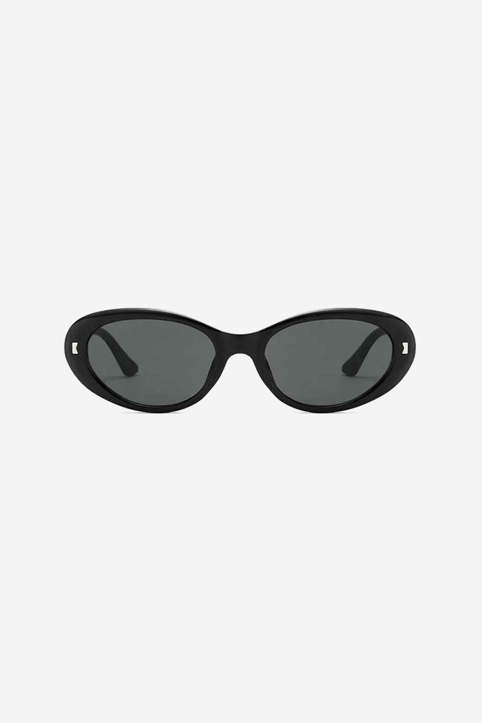 Retro Oval Sunglasses with Thick Glossy Frame – Black