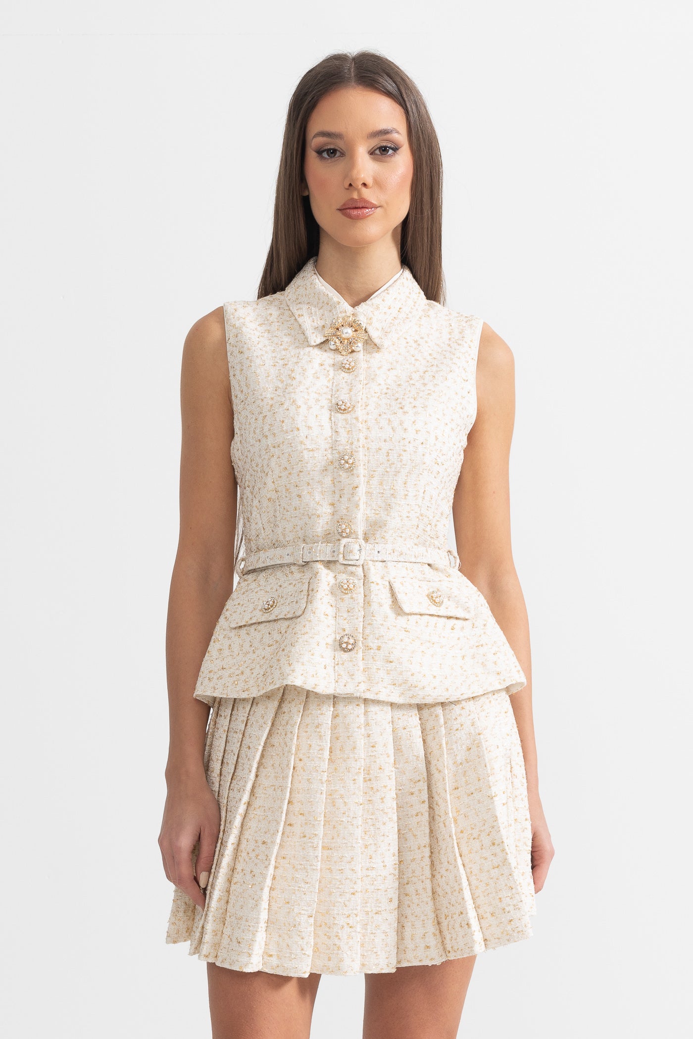 Sleeveless Textured Mini Dress With Pleated Skirt And Waistbelt - Ivoire