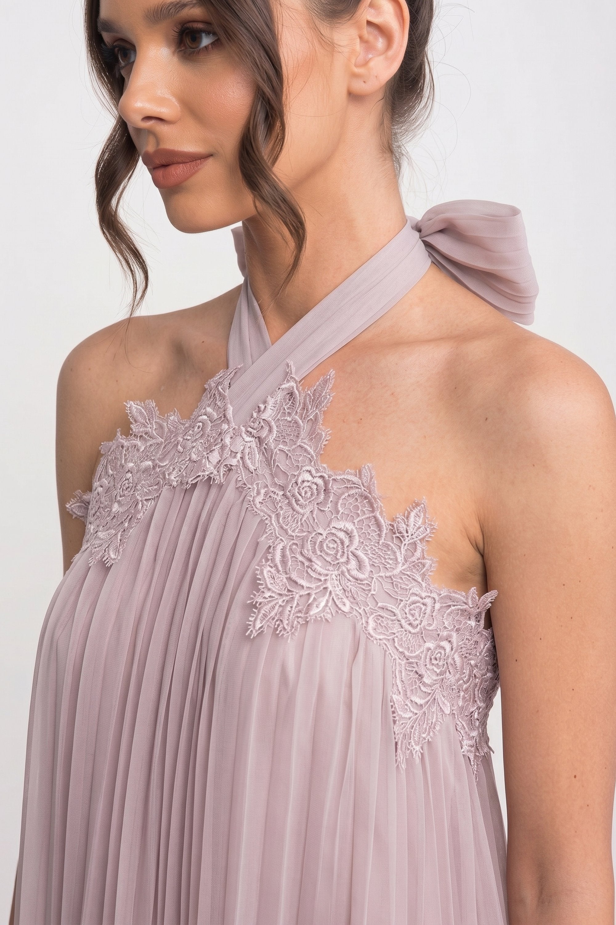 Halter Neck Chiffon Mini Dress With Lace Hem - Pink