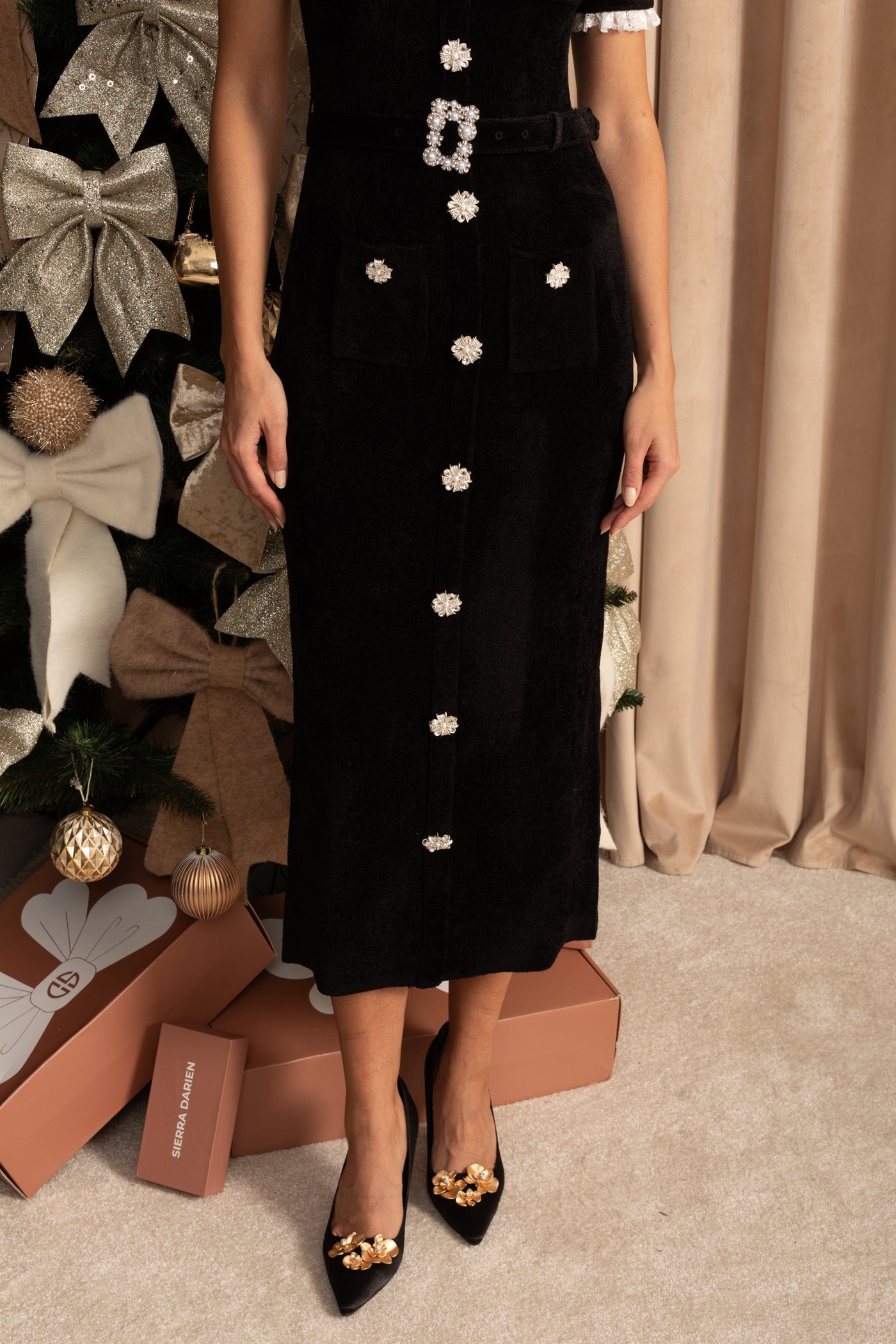 Elegant Midi Dress With Crystal Buttons and Lace Trim – Black