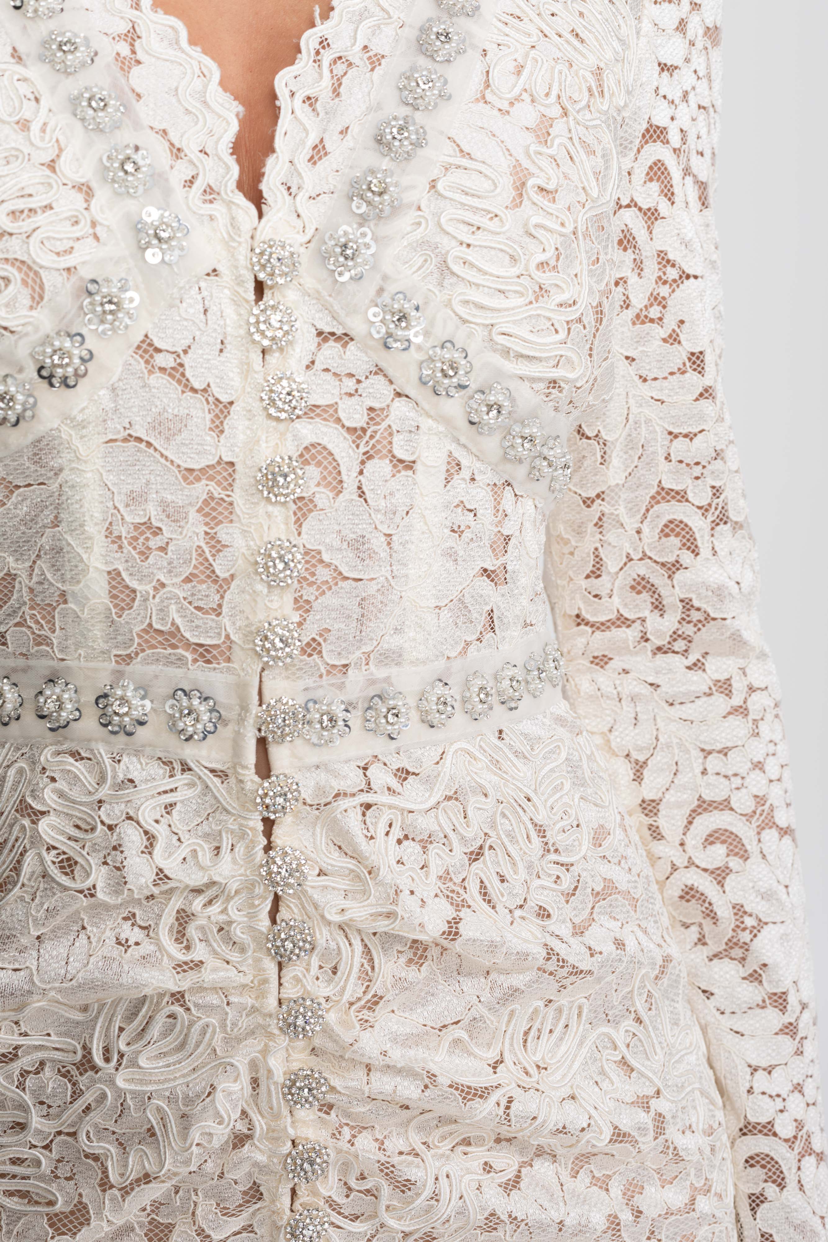 Lace Midi Dress With Crystal V-Neckline And Ruched Front Detail - Ivoire