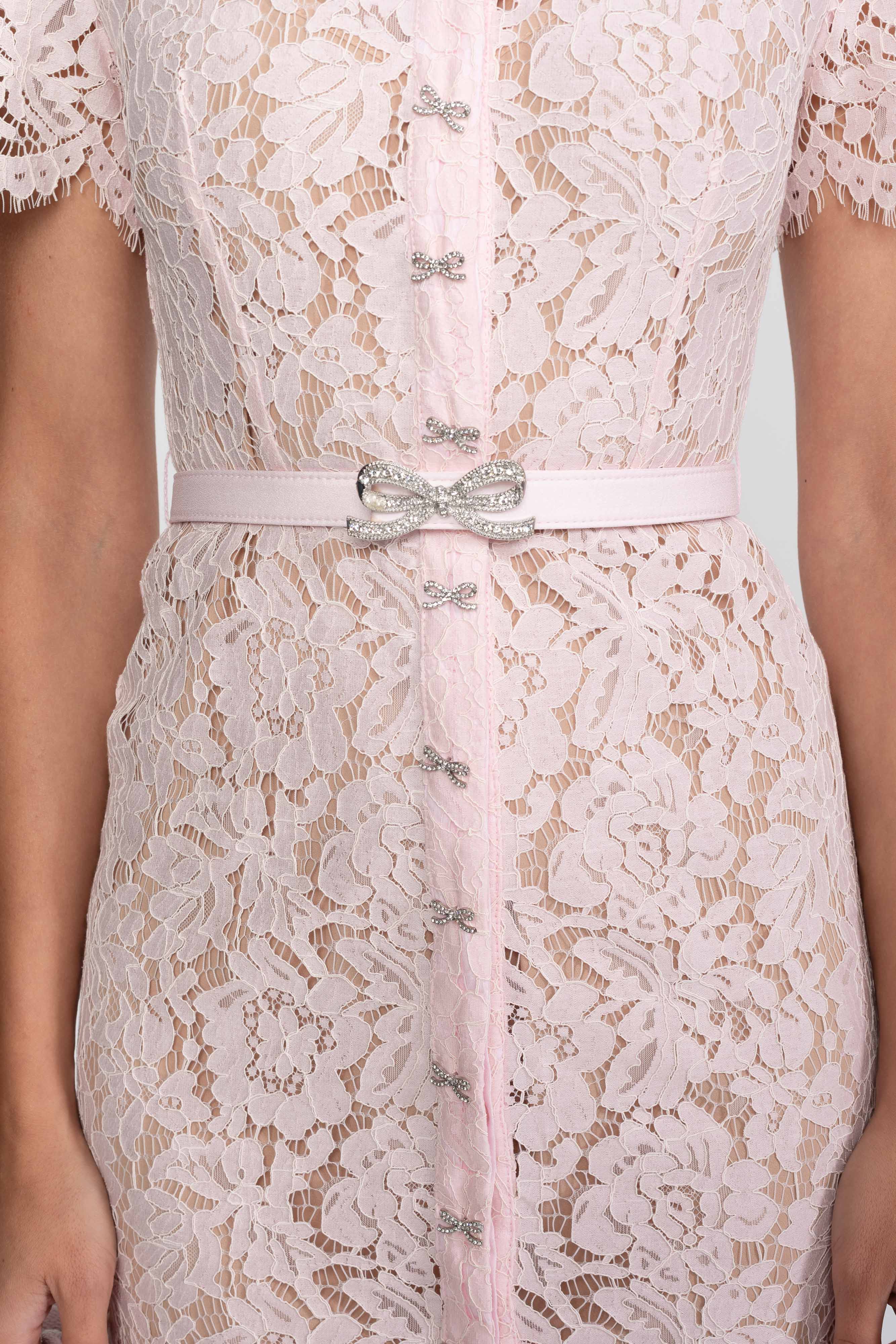 Elegant Floral Lace Fitted Dress with Button Detail and Scalloped Hem - Blush Pink