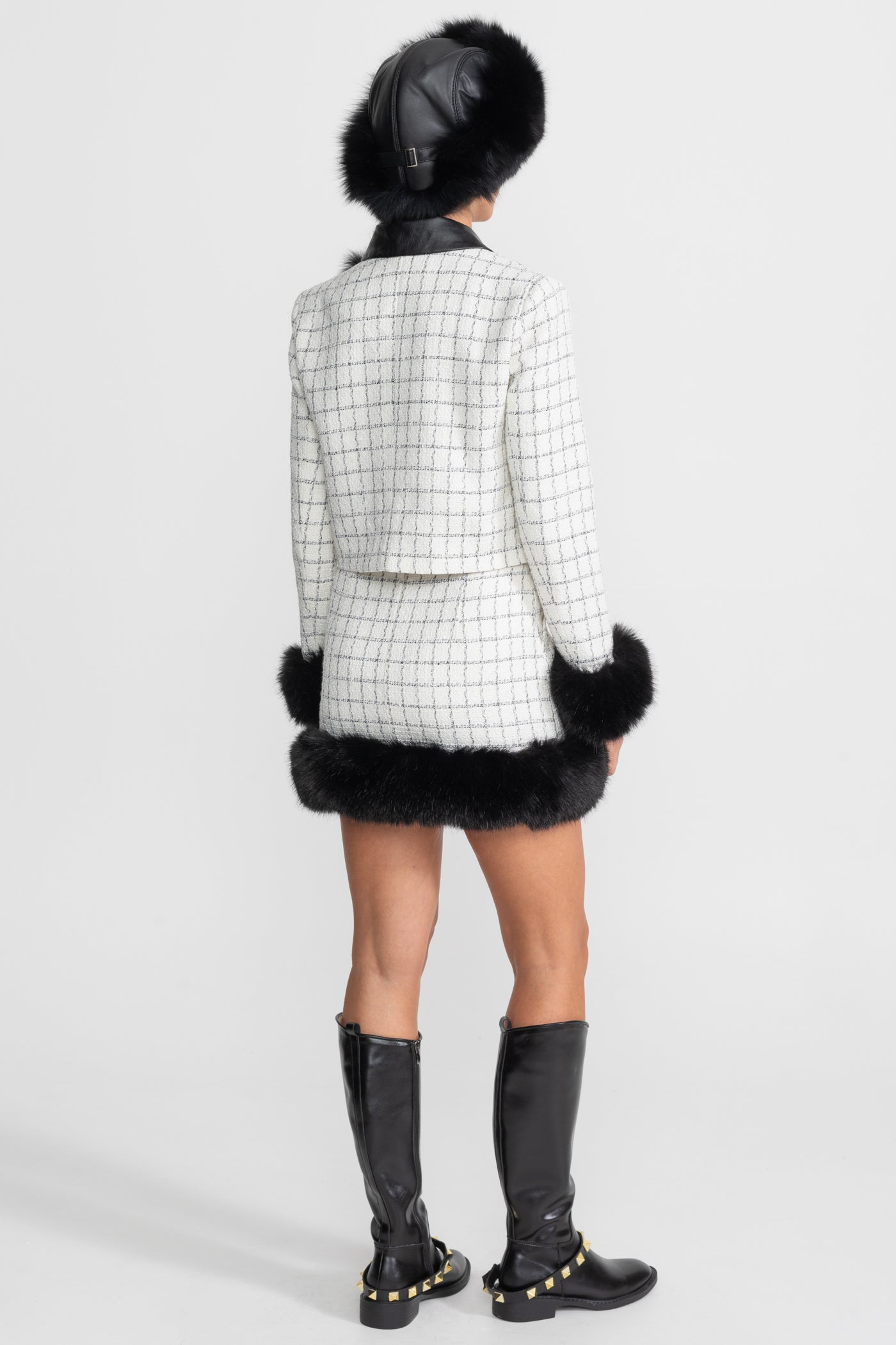 Tweed Co-Ord Set With Faux Fur Trim And Contrast Leather Details – Whi
